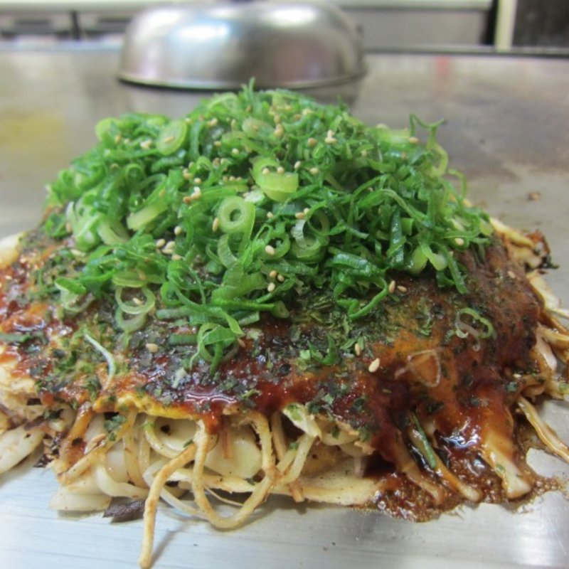 お好み焼き　イカ天、ネギかけ(五ェ門 広島空港店)