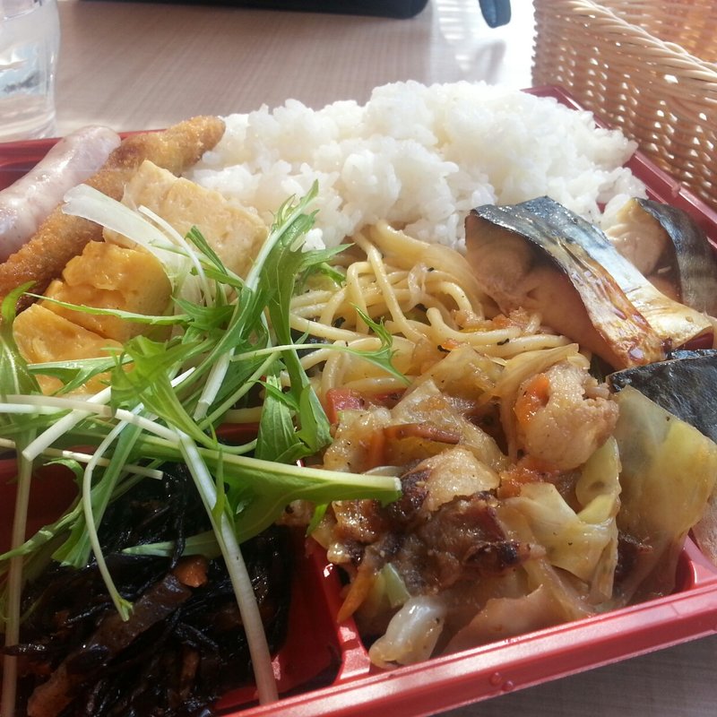 ランチ定食(ごちそうダイニングななつの花)