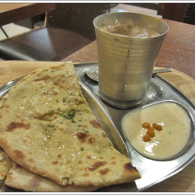 インドのパンケーキモーニング(シターラ・ダイナー エキュート上野店 （SITAARA DINER）)