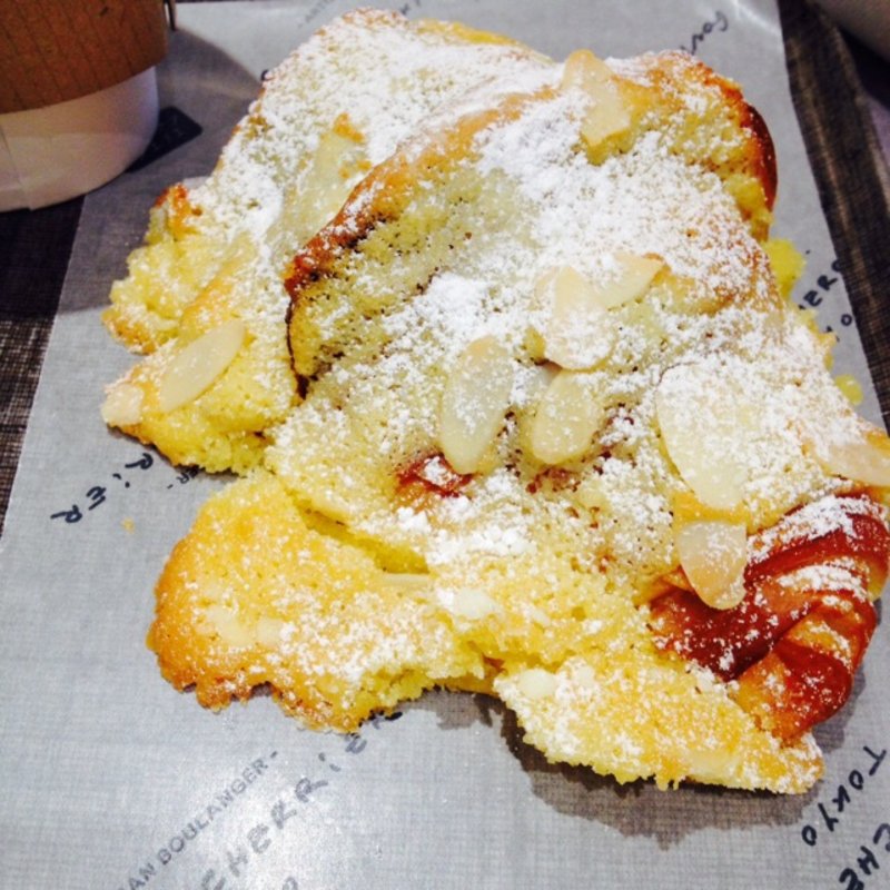 クロワッサンザマンド(ゴントラン シェリエ 渋谷店 （GONTRAN CHERRIER）)