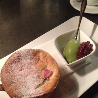 桜のスフレ(AW kitchen 東山本店)