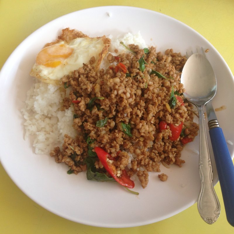 ミンスドミートバジルライス(Tom Yam Goong)