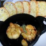Grilled Garlic w croutons(Azabu)