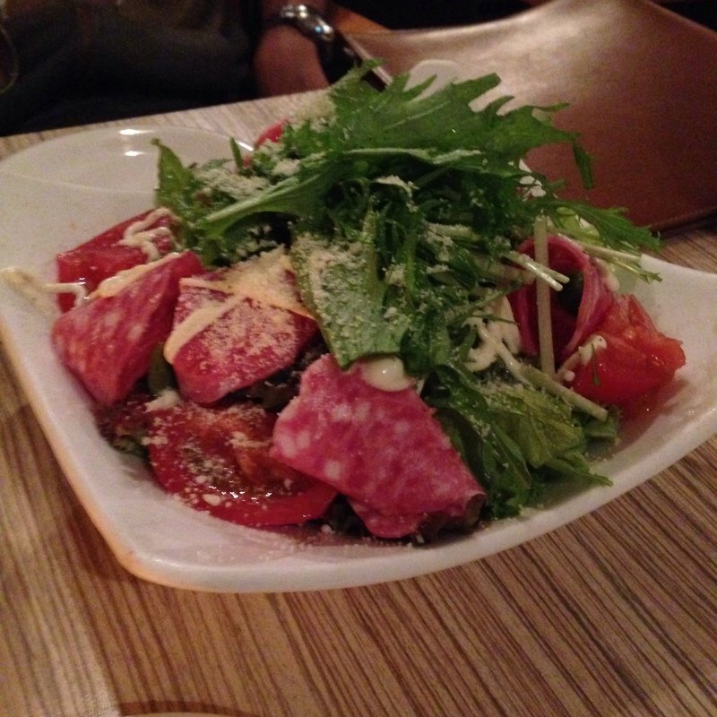 生ハムとルッコラのチーズドレッシングサラダ(アネアカフェ 参宮橋店 （anea cafe）)