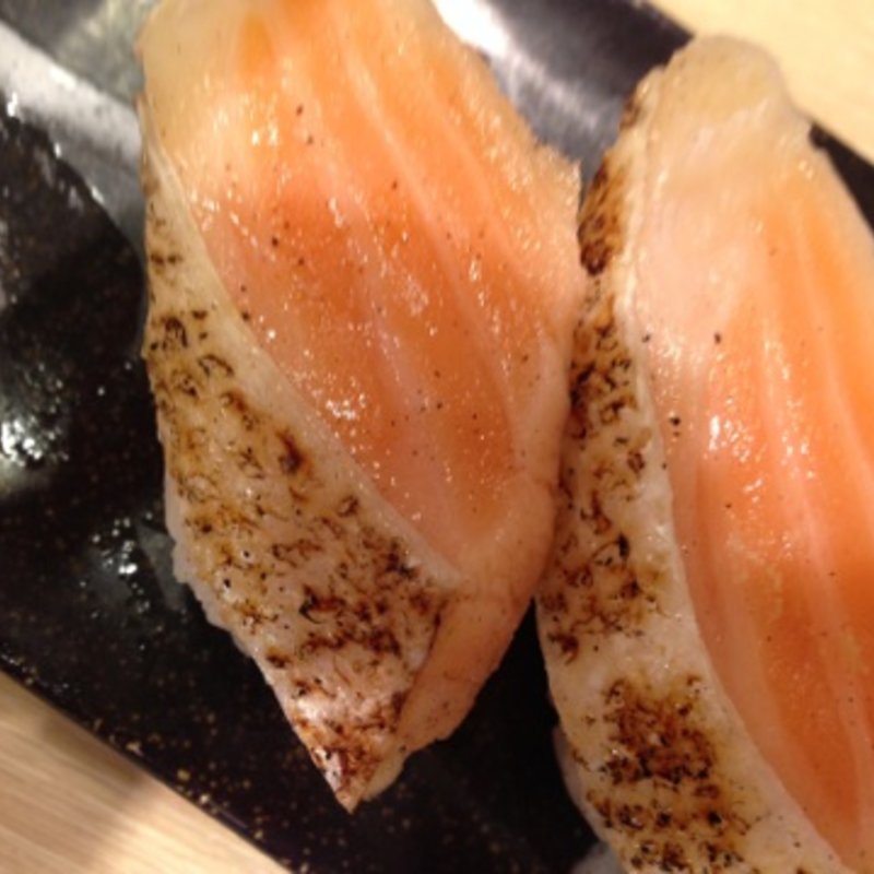 焼きサーモン(権太呂すし 十三本町店 （十三／寿司）)