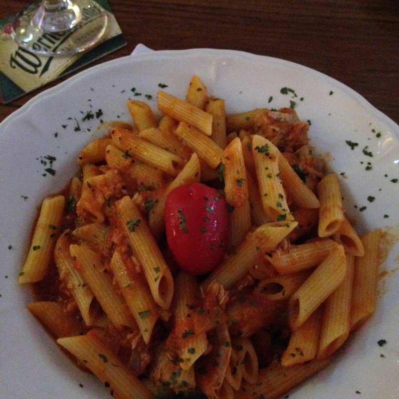 ツナとトマトのペンネ(Biergarten)