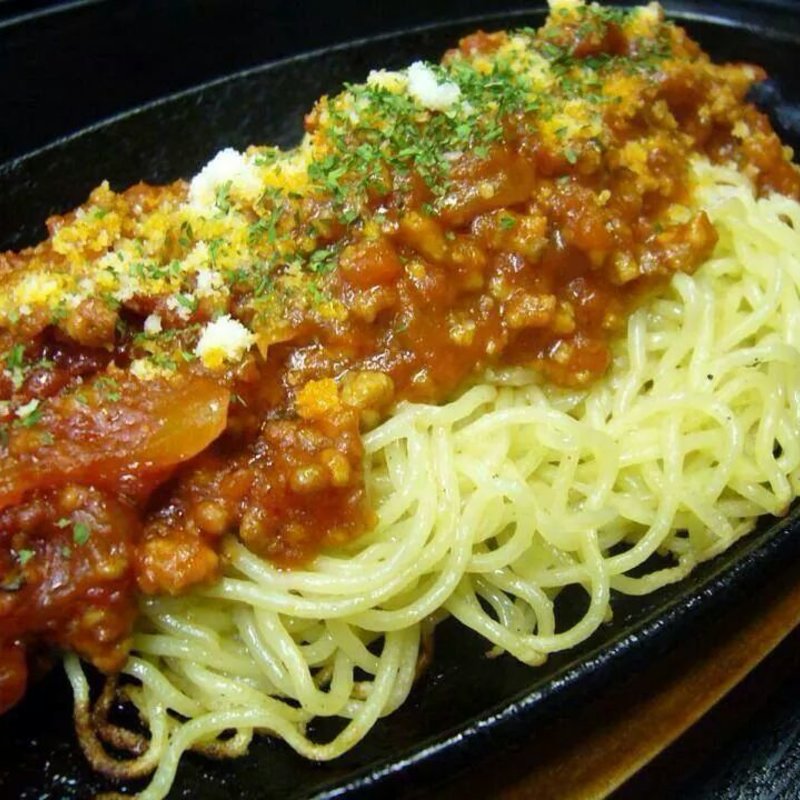 鉄板焼きそばミートソース(ごはん屋 たんぽぽ )