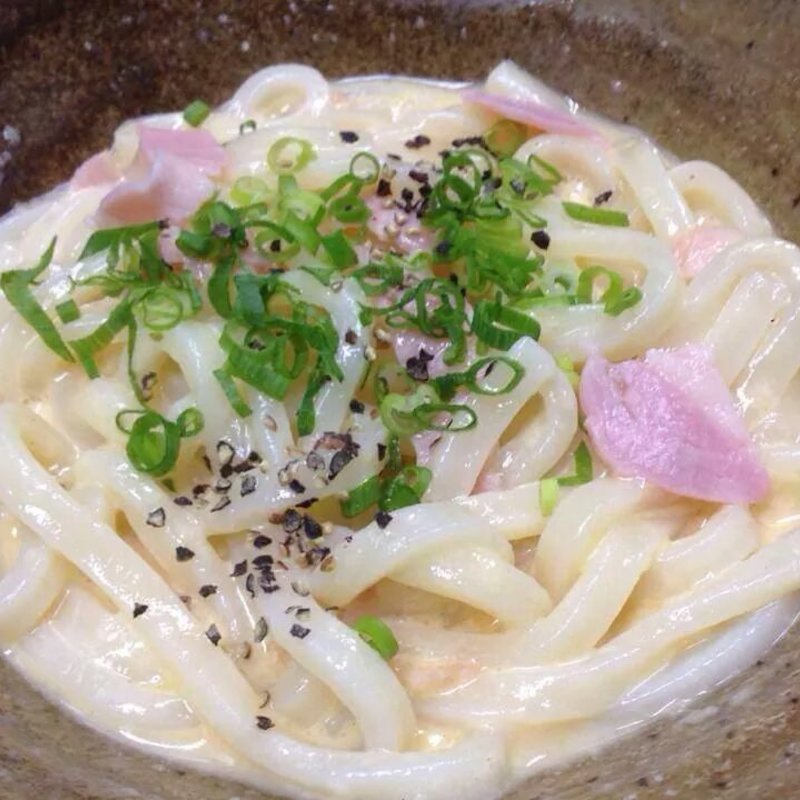 カルボナーラうどん(ごはん屋 たんぽぽ )