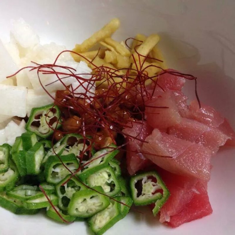 5品まぜまぜピリ辛(ごはん屋 たんぽぽ )