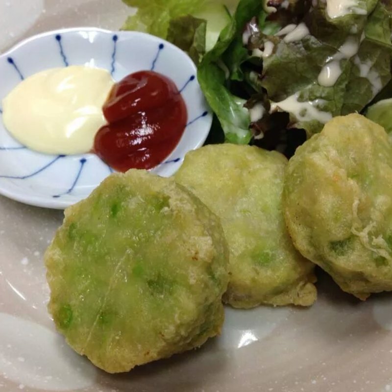 枝豆と蓮根のすり身揚げ(ごはん屋 たんぽぽ )