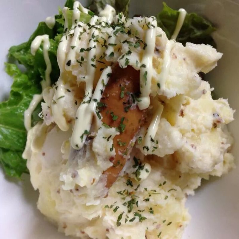 ウインナーとマスタードのポテトサラダ(ごはん屋 たんぽぽ )