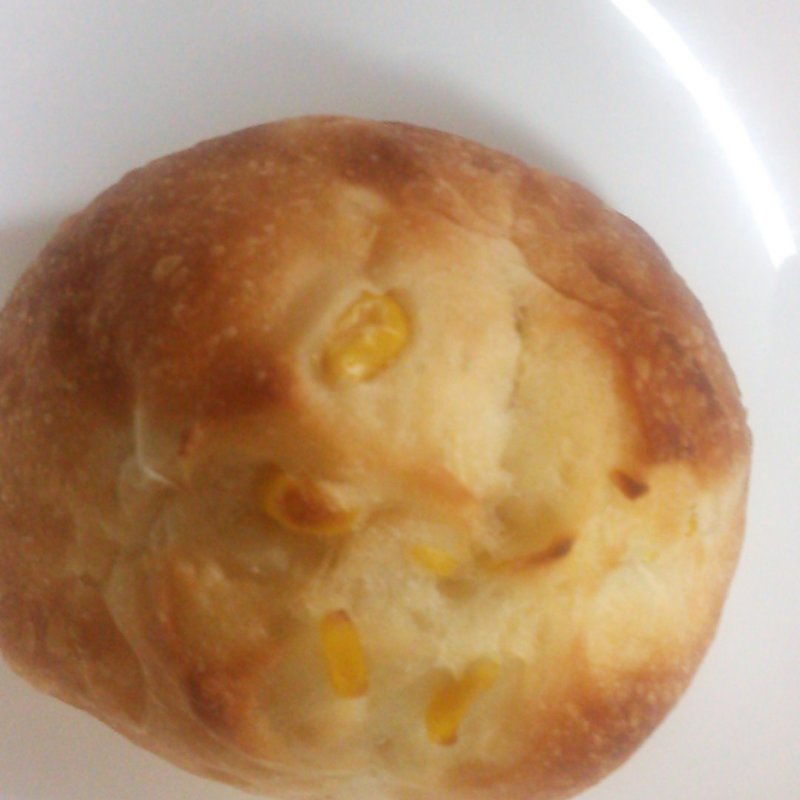 小さいコーンパン(薬院ベーカリー)