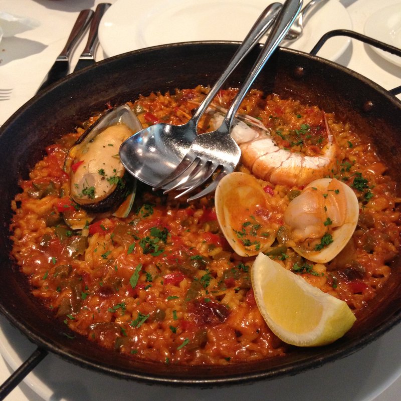 シーフードパエリア(Fandango Spanish Restaurant)