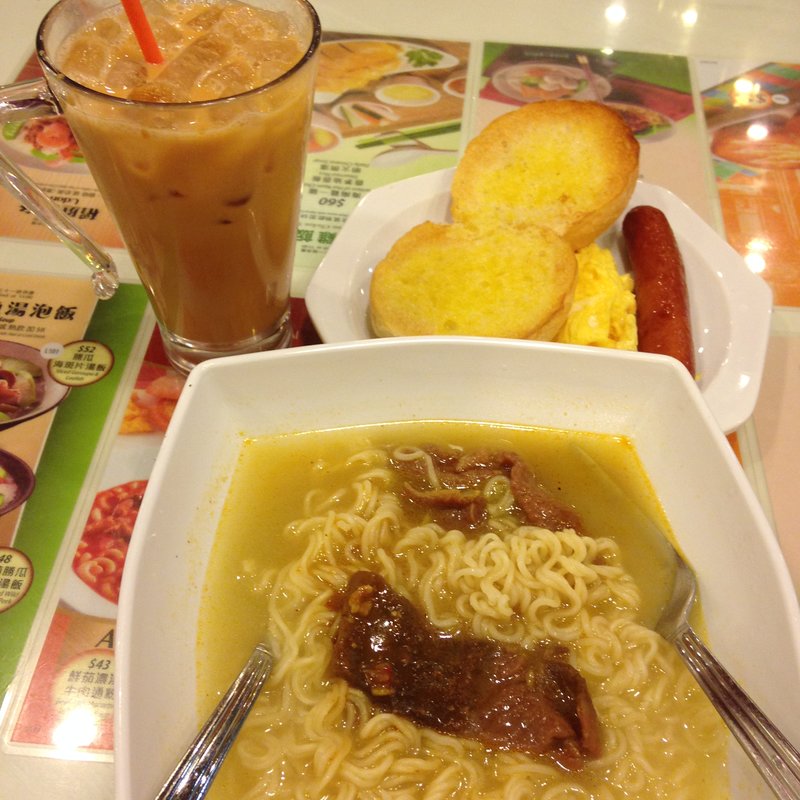 沙嗲牛肉麵(佳記餐廳)