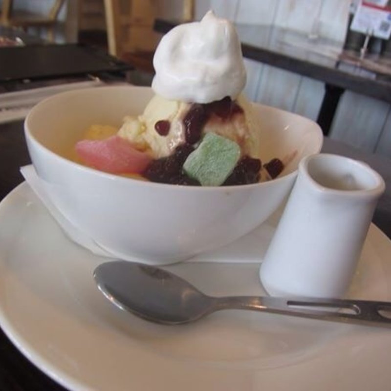 マンゴーあんみつ(パシフィックデリ)