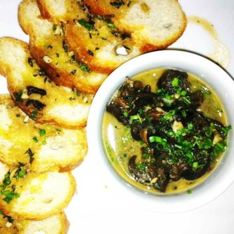 ESCARGOT(Grondin French Latin Kitchen)