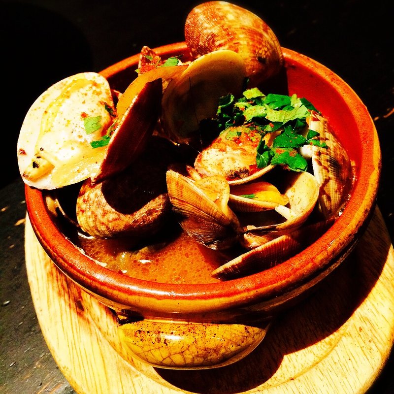 大粒あさりのスープ蒸し(RIGOLETTO SHORT HILLS)