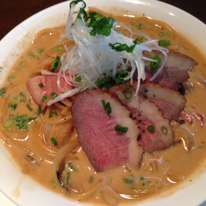 カモとネギの八丁味噌クリーム (レストラン ファーストシーン )