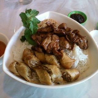 vermicelli with bbq pork and spring rolls(Ha Long Pho Noodle House)