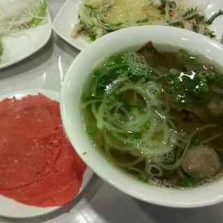 rare beef　PHO(Ha Long Pho Noodle House)