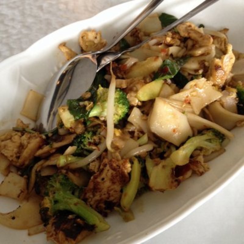 Pad Kee Mao ( Maile’s Thai Bistro)