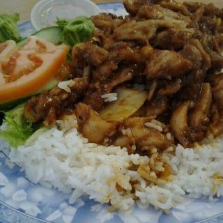 Lemongrass chicken plate(Ba-Le Sandwich Shop )