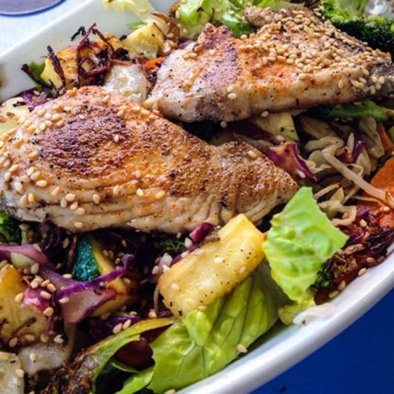 Blackened fish and grilled veggies salad(Cha-Cha-Cha Salsaria)