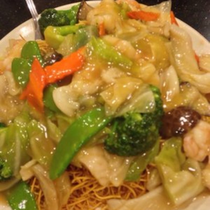 Seafood Crispy Noodles(Ramen-Ya)