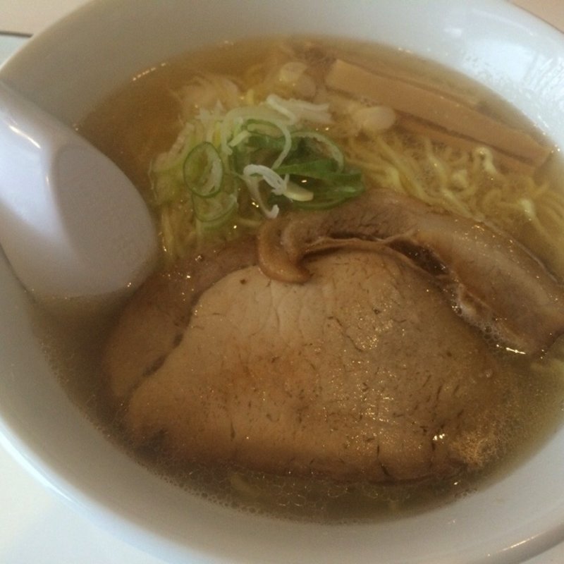 白醤油ラーメン(らーめん　龍の涙)