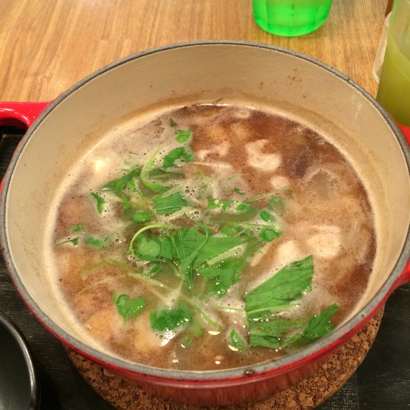 牛ホルモンと牛蒡の特選味噌茶鍋(茶鍋カフェ kagurazaka saryo 渋谷マークシティ店 （サリョウ）)