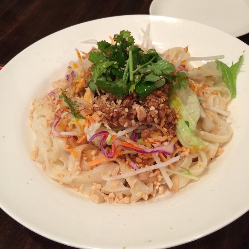 汁なしタンタン刀削麺(菜香菜 新宿店)