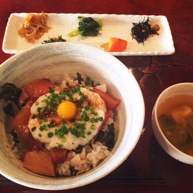 本日の漬け丼(東)
