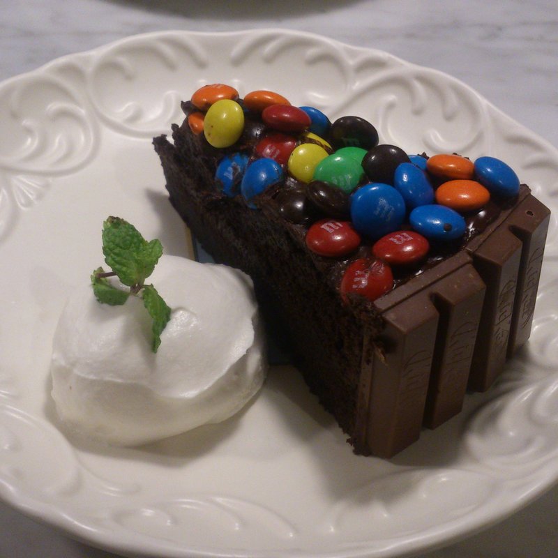 キットカットモンスター(ミスタージョーンズ オーファネージ)