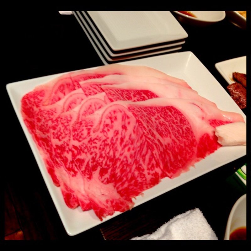 焼しゃぶサーロイン 2枚(焼肉チャンピオン NAKAME+ )