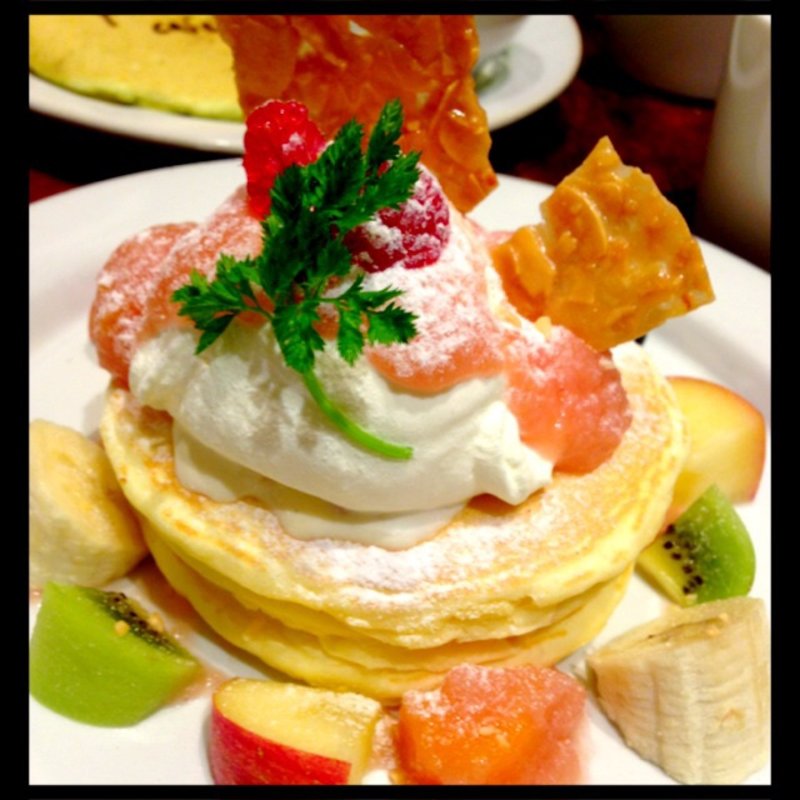 フルーツパンケーキ(J.S. PANCAKE CAFE 中野セントラルパーク店)