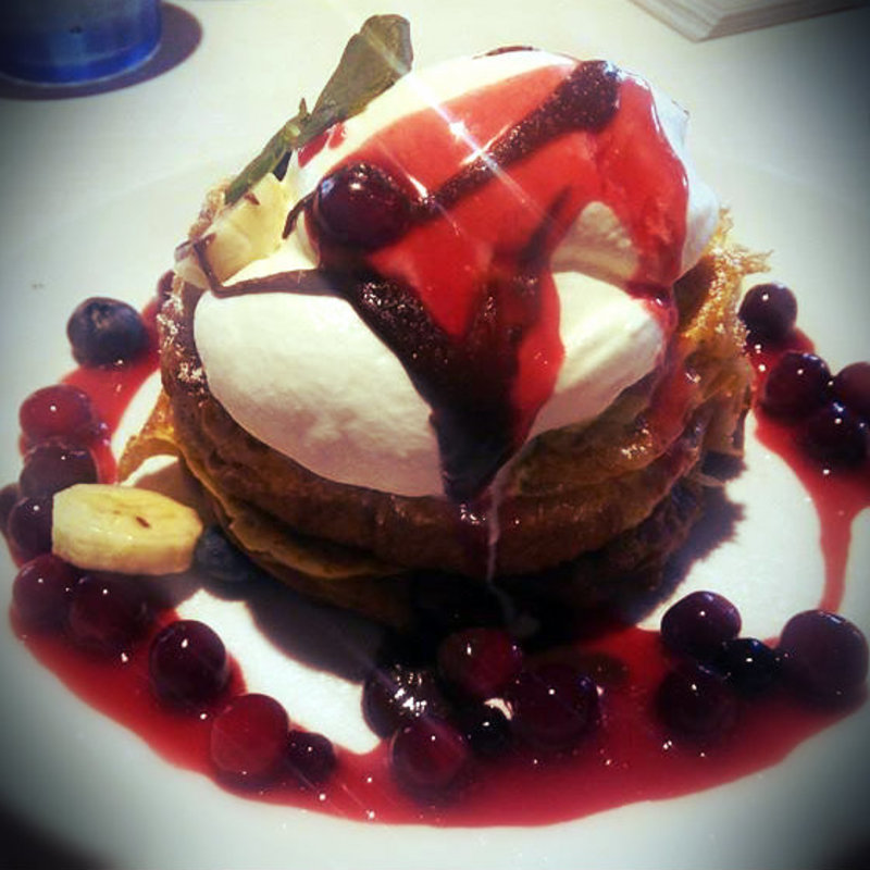 ミックスベリーのフレンチトースト(Mahalo Cafe　昭和橋店)