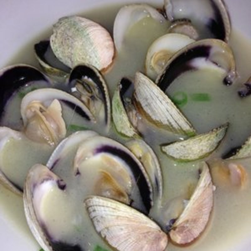 Fresh Steamed Clams(Uncle’s Fish Market and Grill)