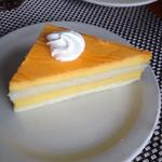 Mango chiffon cake(Uncle’s Fish Market and Grill)