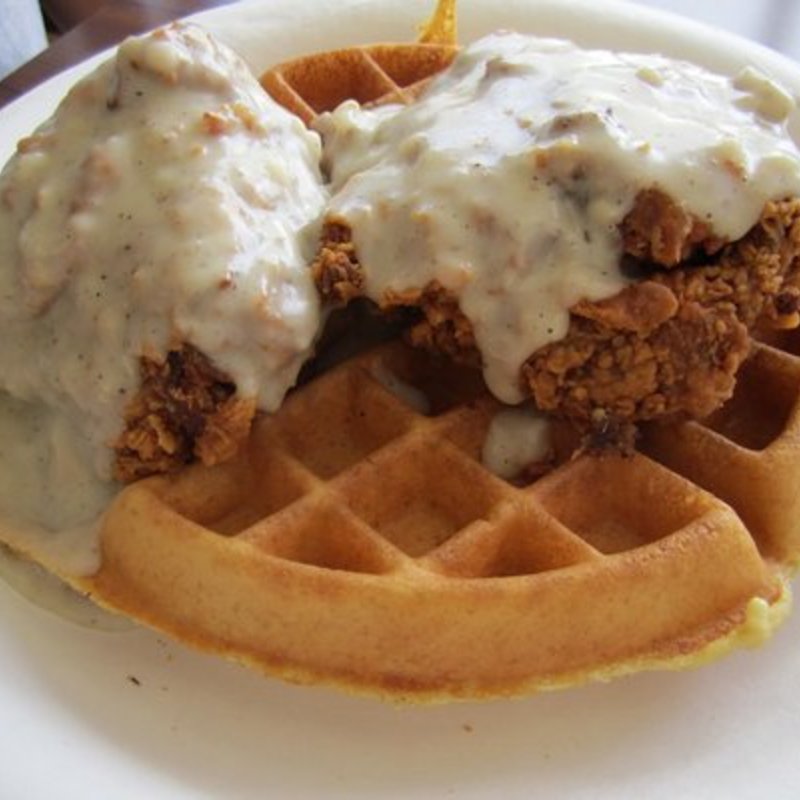 Gravy chicken & waffle(Pancakes & Waffles)