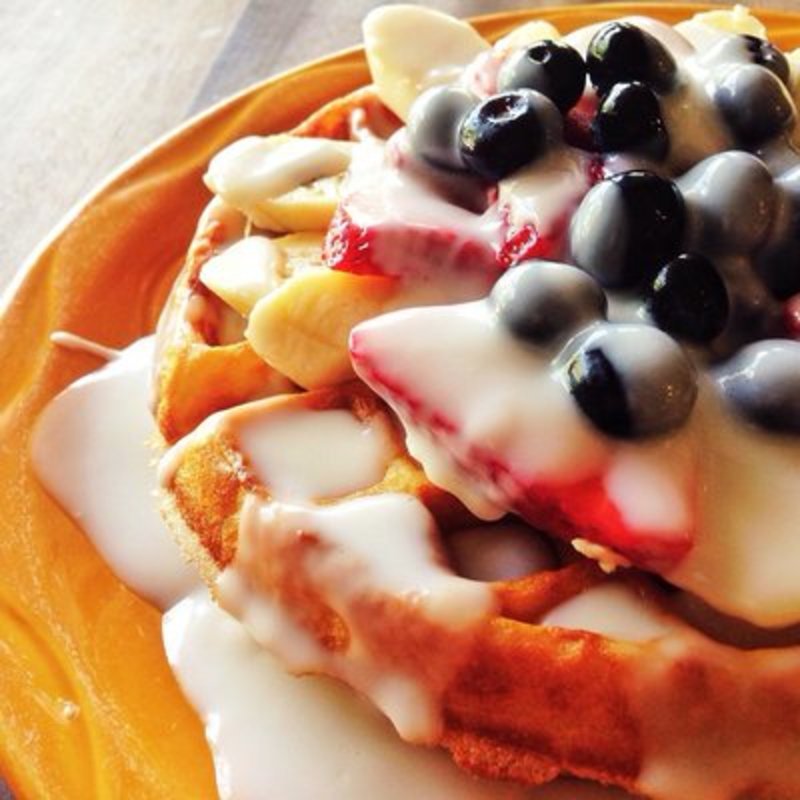 Hawaiian waffles with haupia sauce(Bogart’s Cafe)