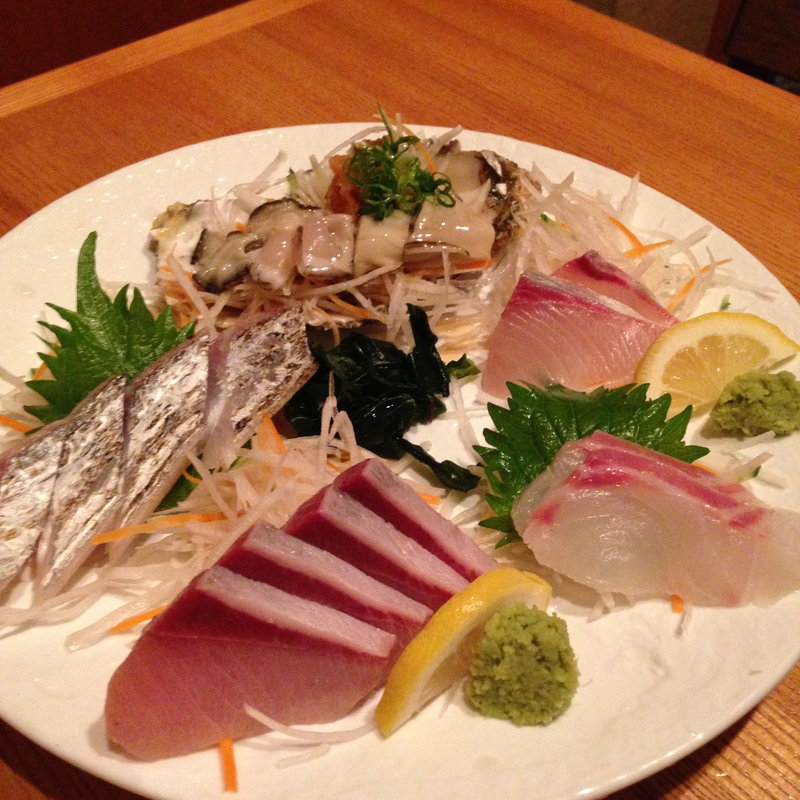 お刺身五種盛り(海鮮居酒屋 ウオサンジ 三宮本店)