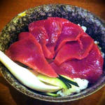 本まぐろ丼