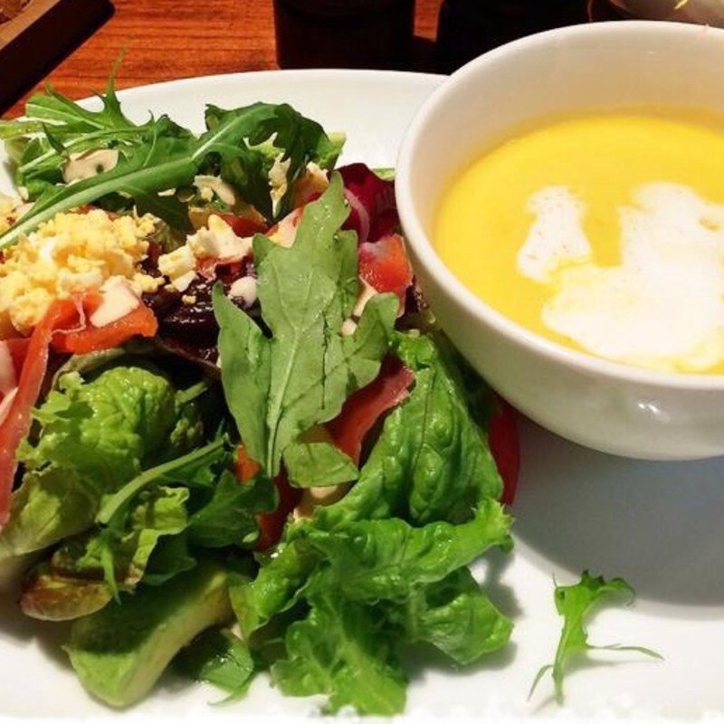 サラダ&スーププレート(シェアードテラス 外苑いちょう並木店)