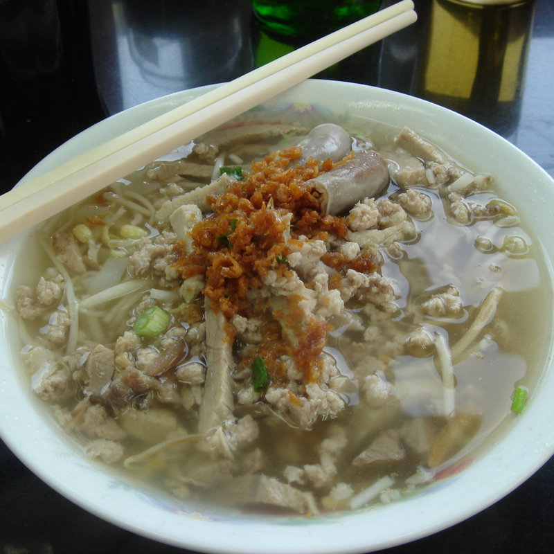 牛モツのフォー(牛牛小食)