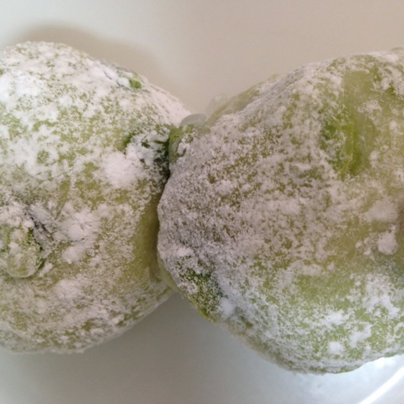 北海道中札内　ごろっと枝豆大福(とかち製菓 )