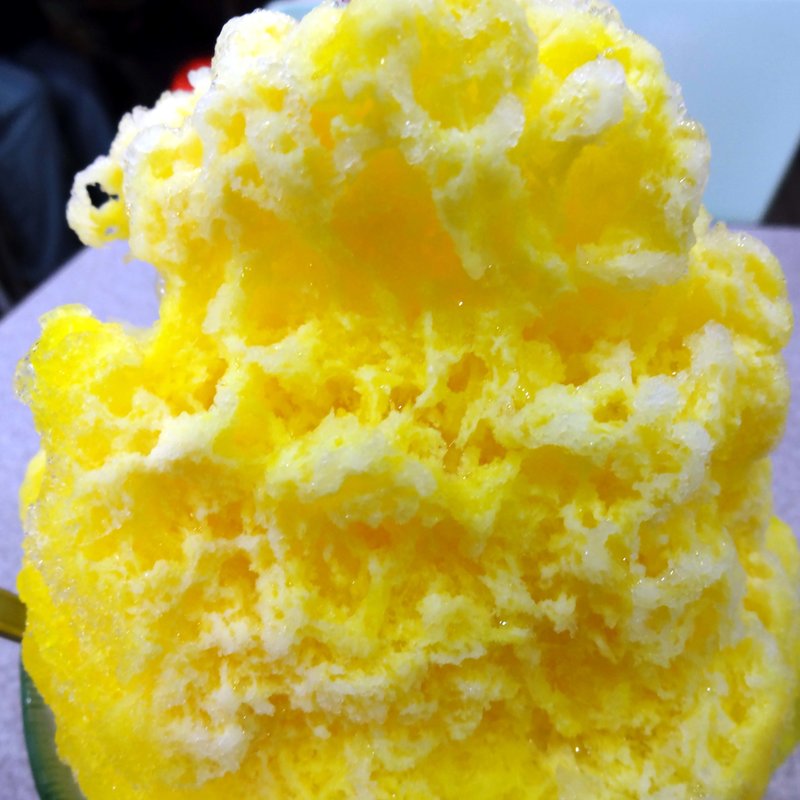 ミルクマンゴーソフト(カドヤ 東店)