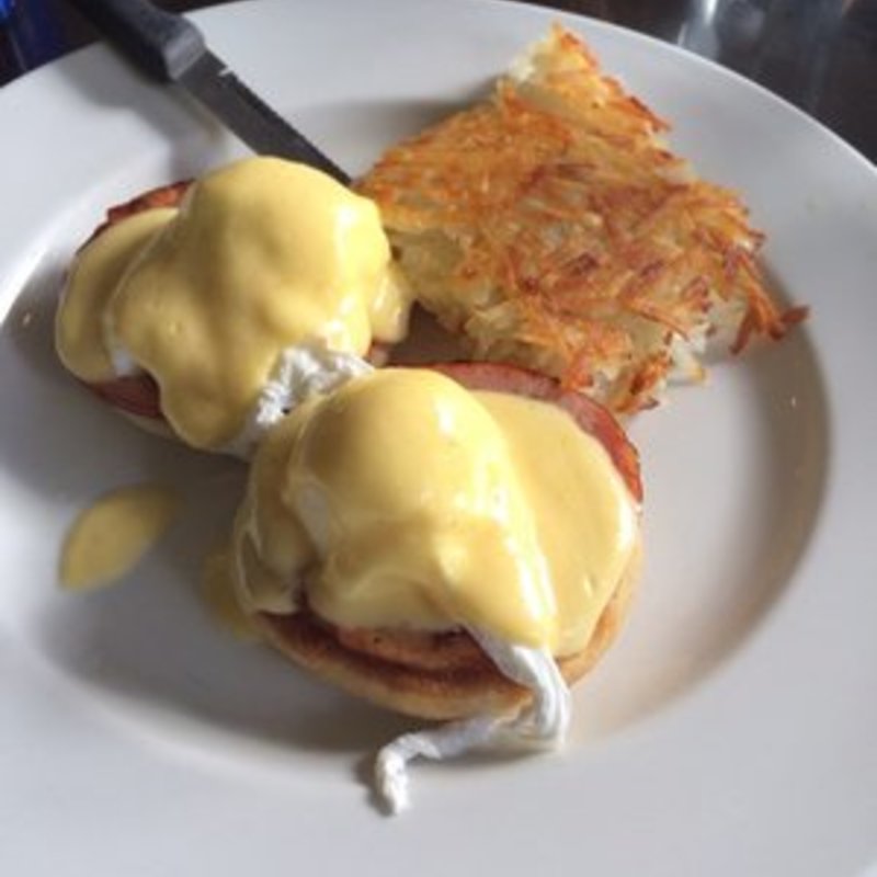 Eggs Benedict(Keoni by Keo’s)