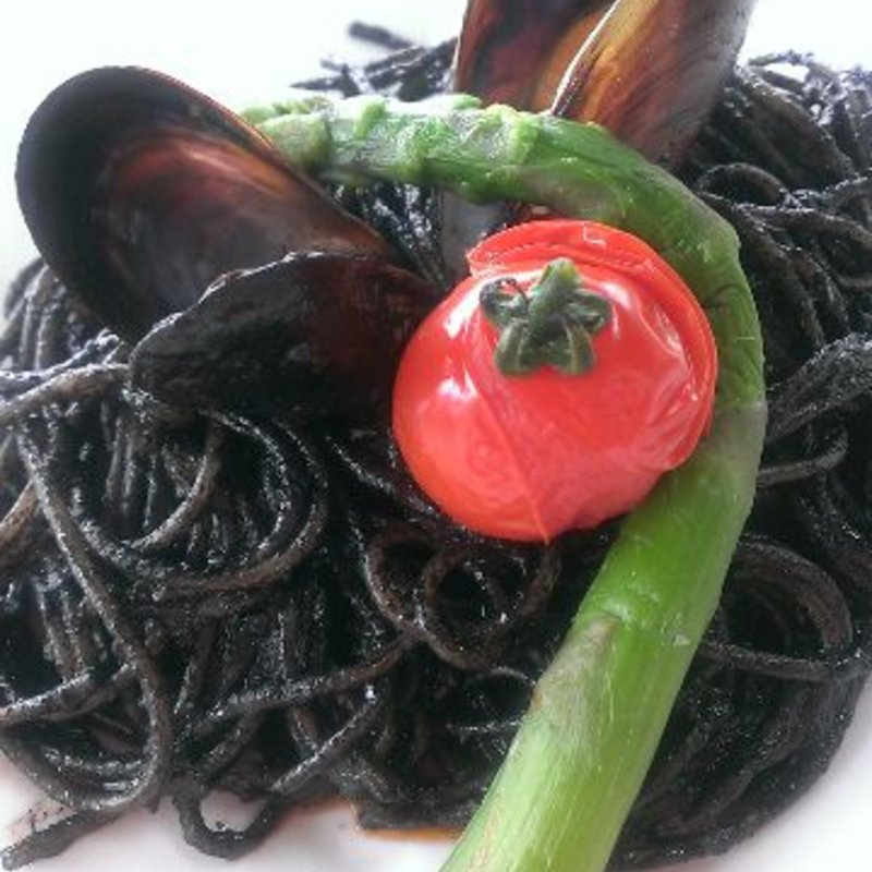 イカ墨パスタ(散歩の途中 みうら)