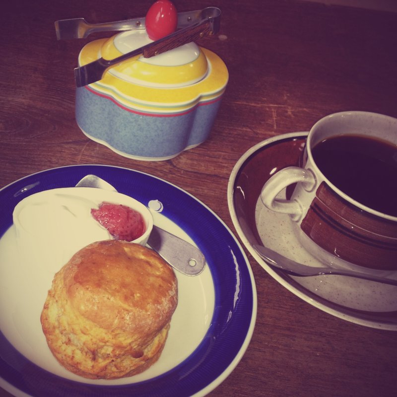 スコーン(オキーフと三春 )