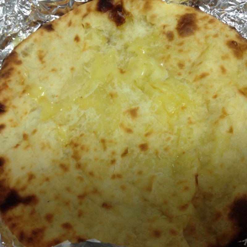 チーズナン(インド料理パラカス)